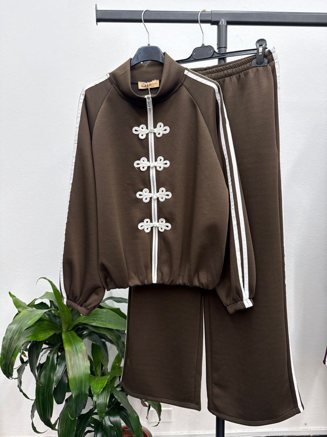 Set: Kapuzenpullover und Weite Hose
