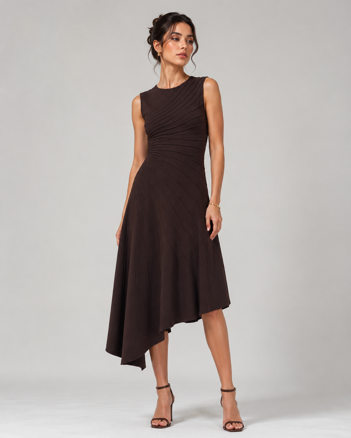 Figurbetontes Midi-Faltenkleid