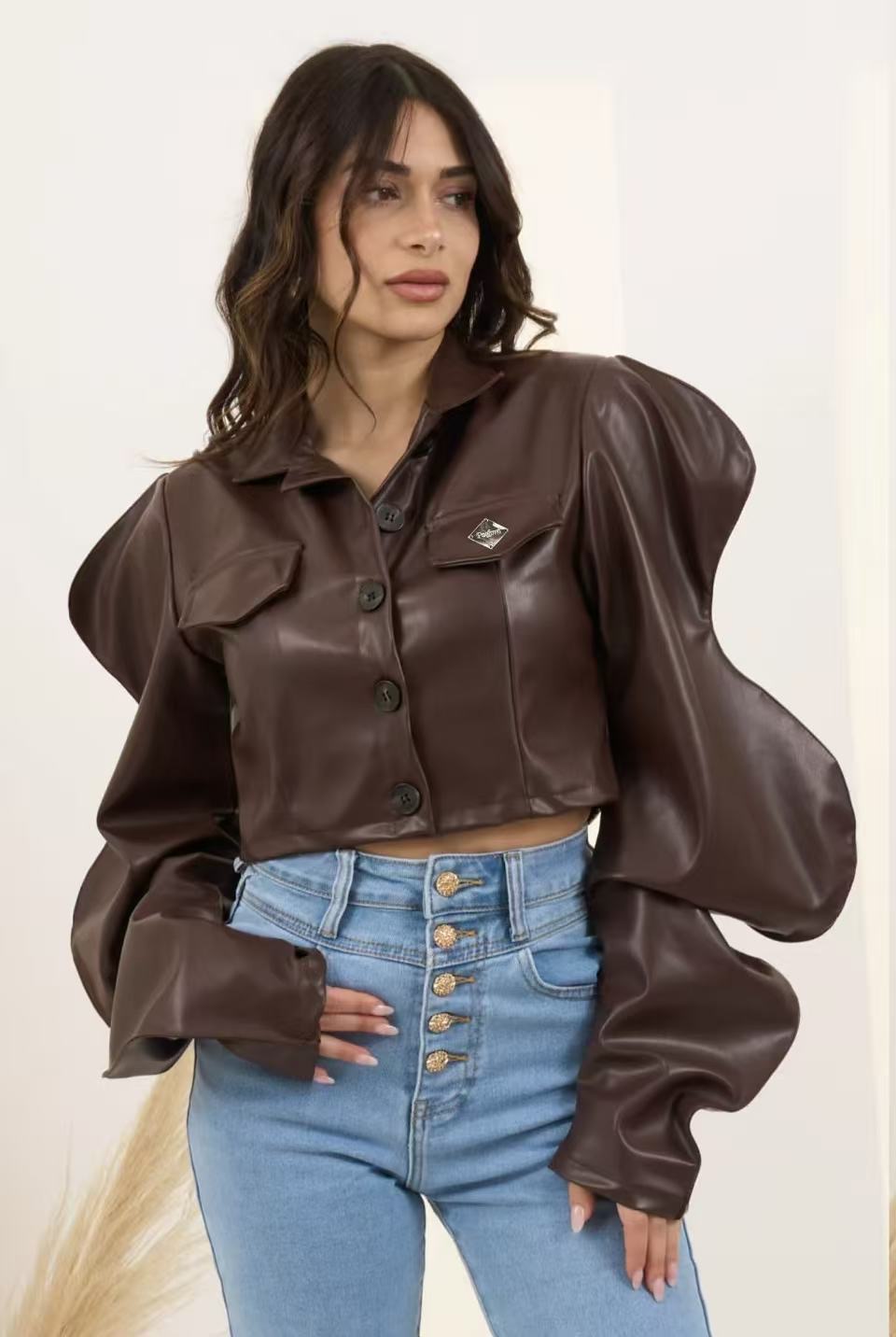 Cropped Jacke mit ballonförmigen Ärmeln
