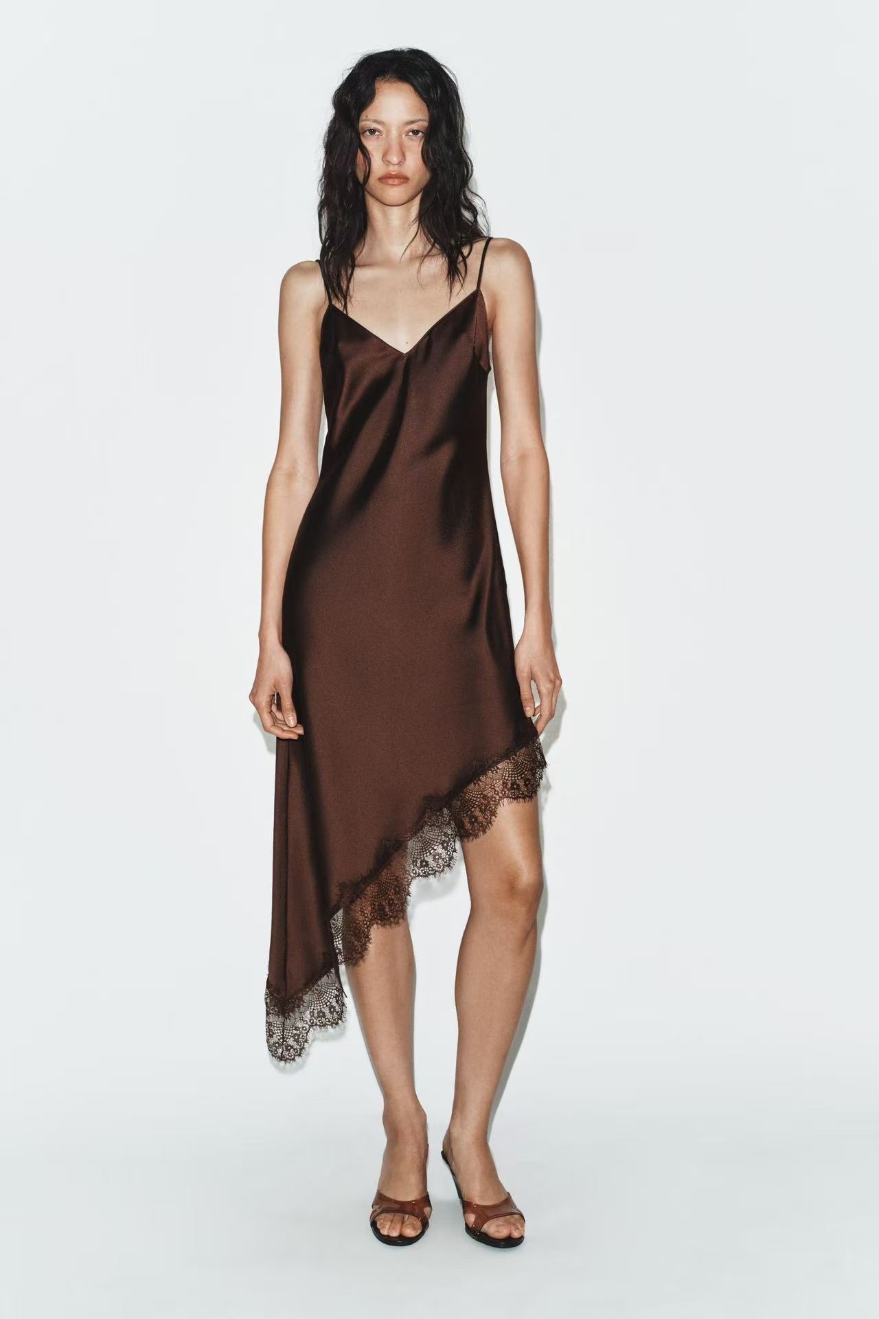 Satin Midi-Unterkleid mit Spitze