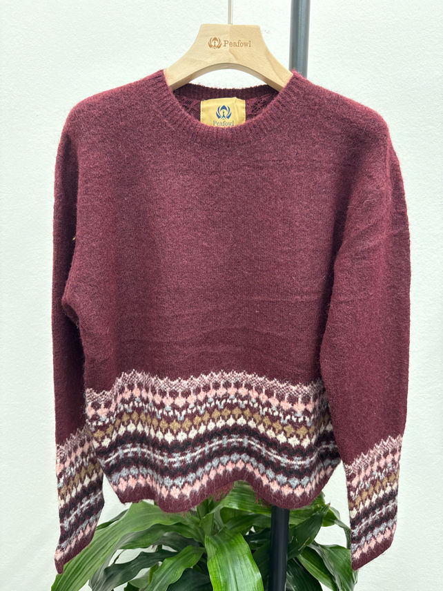 Pullover mit Spitzenbesatz
