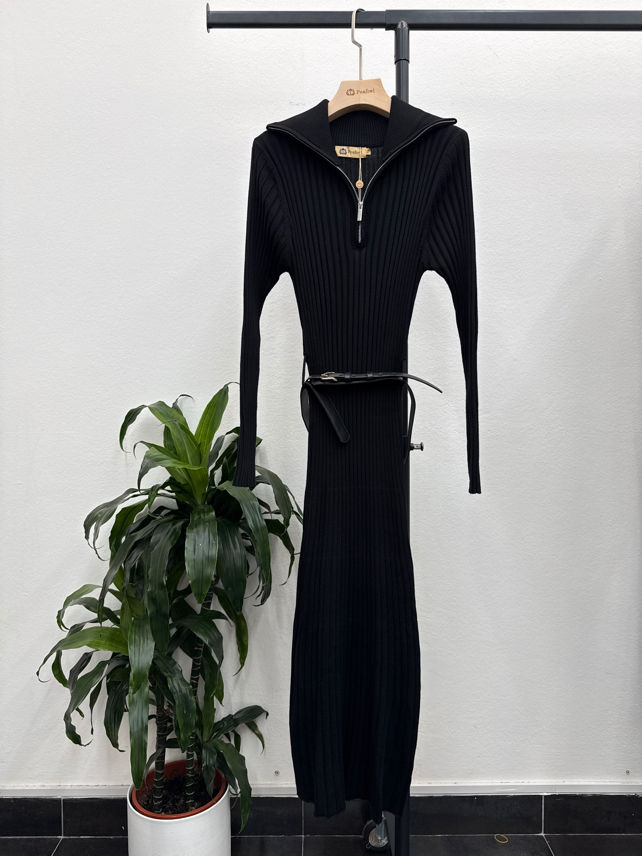 Maxikleid mit Kragen