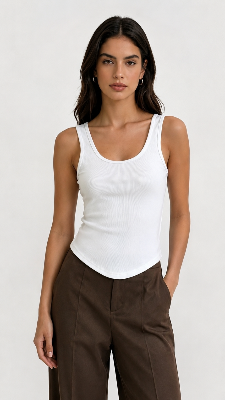 Figurnaher Ripp-Top