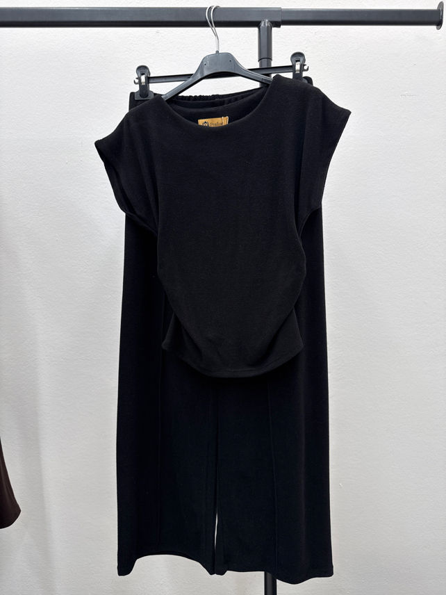 Weiches Strick-Set mit weitem Schnitt
