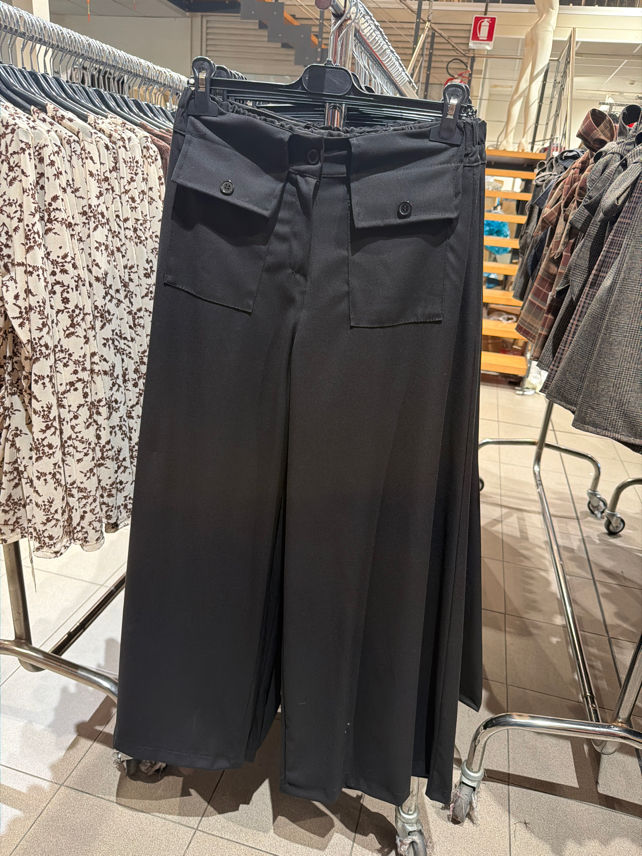 Wide‑Leg Hose mit Taschen