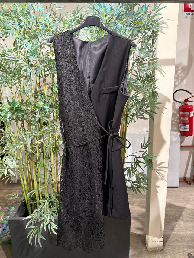 Wickel-Midi-Kleid aus Spitze
