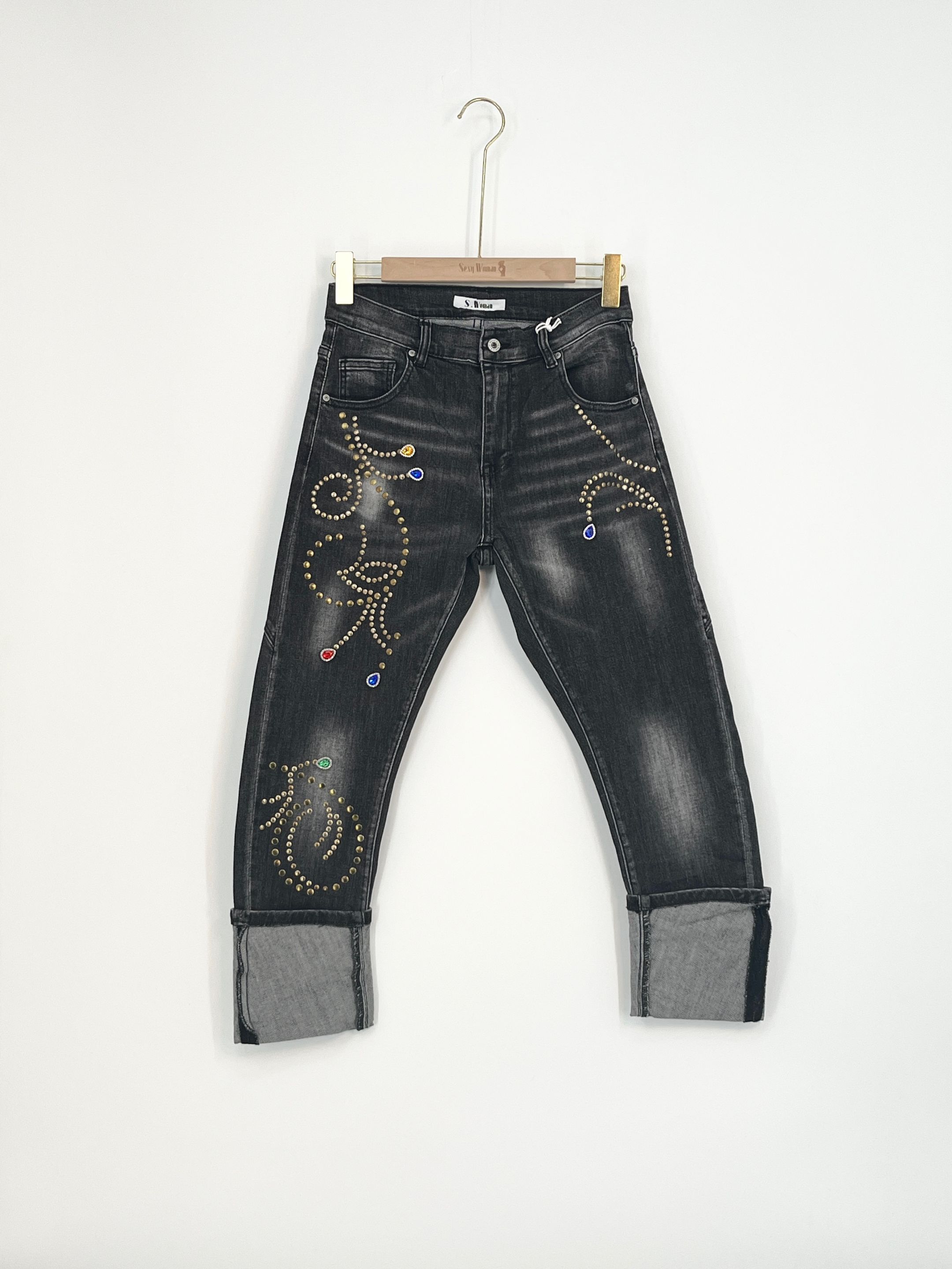 Straight-Jeans mit Nieten