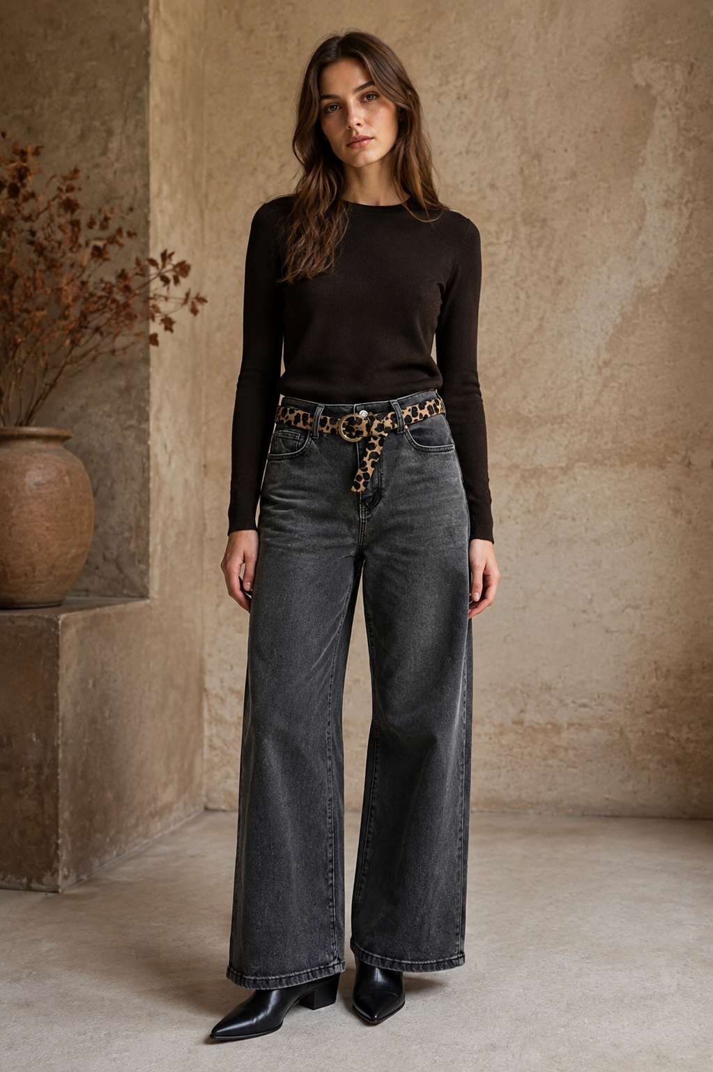 Wide-Leg-Jeans mit Gürtel