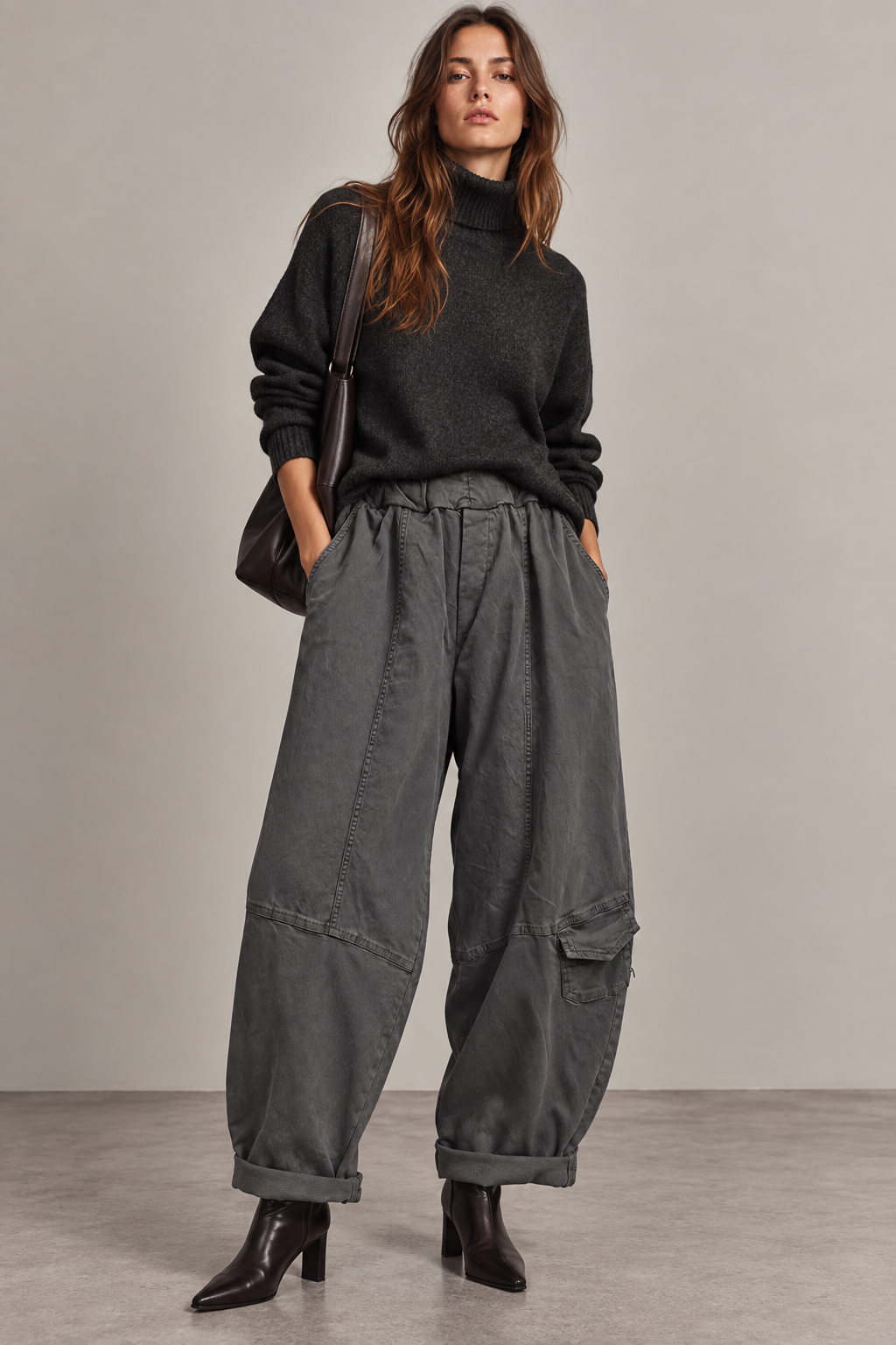 Weite Hose mit Tasche