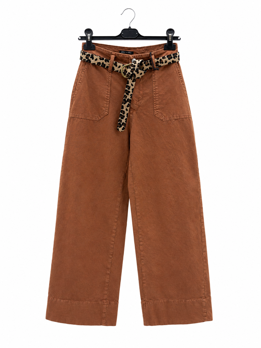 Weite Hose mit Gürtel