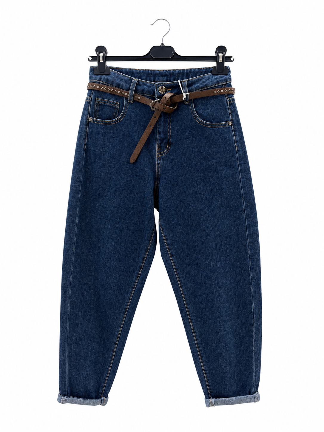 Baggy-Jeans mit Nietengürtel