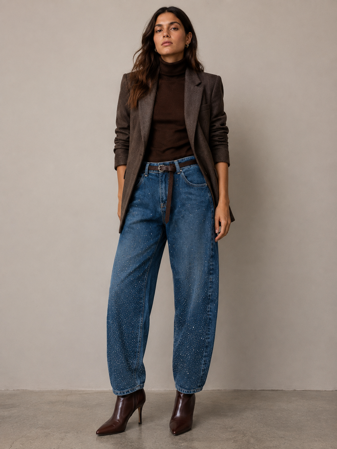 Baggy-Jeans mit Nieten