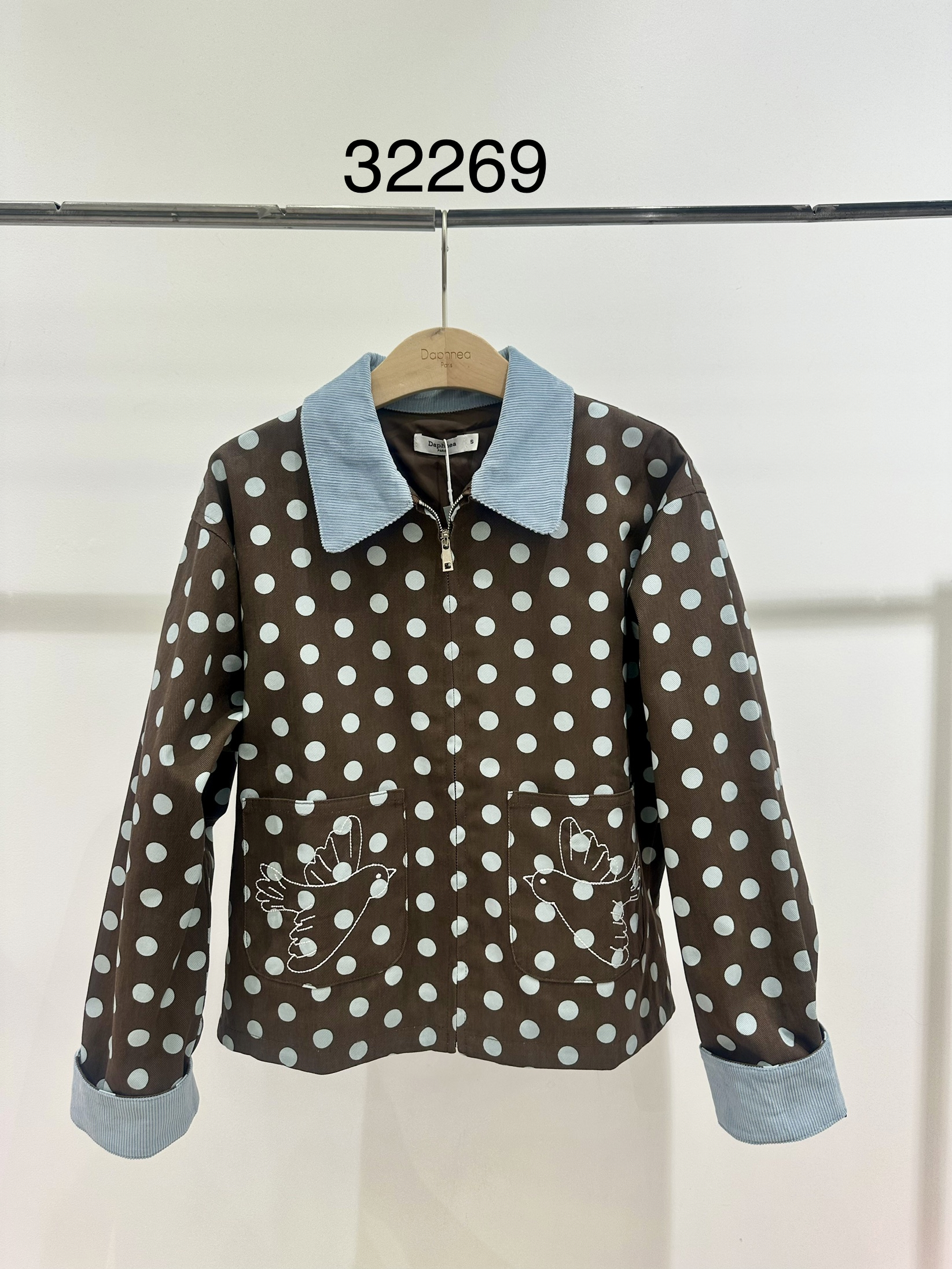 Gerade Jacke mit Hemdkragen