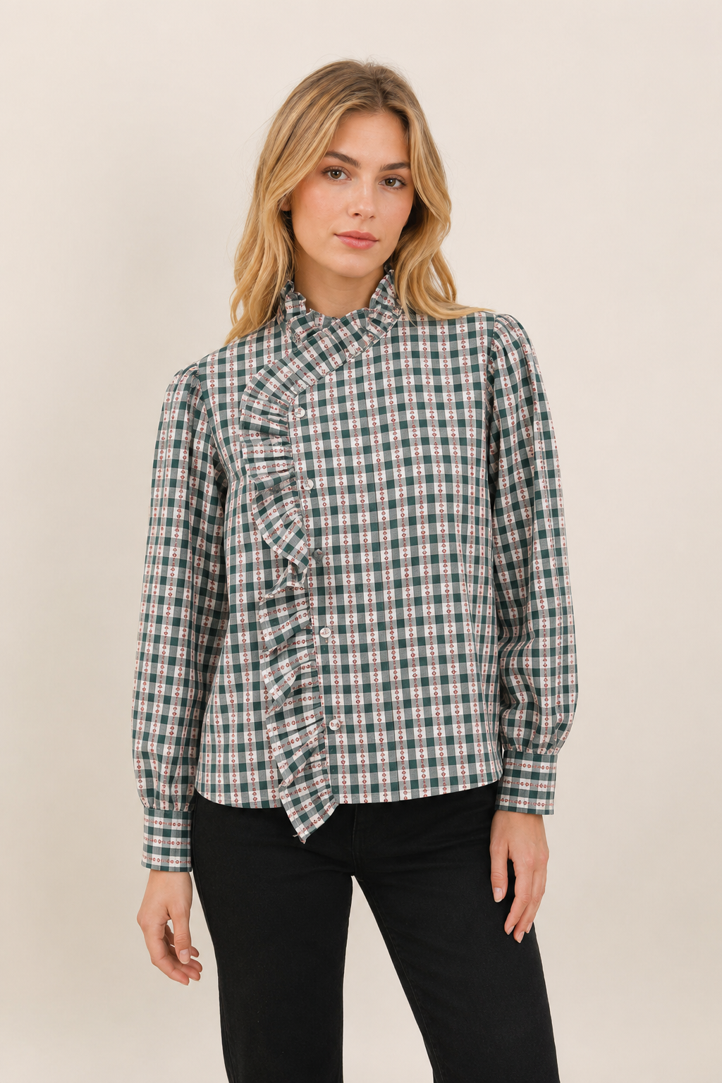 Bluse mit Stehkragen und Volant