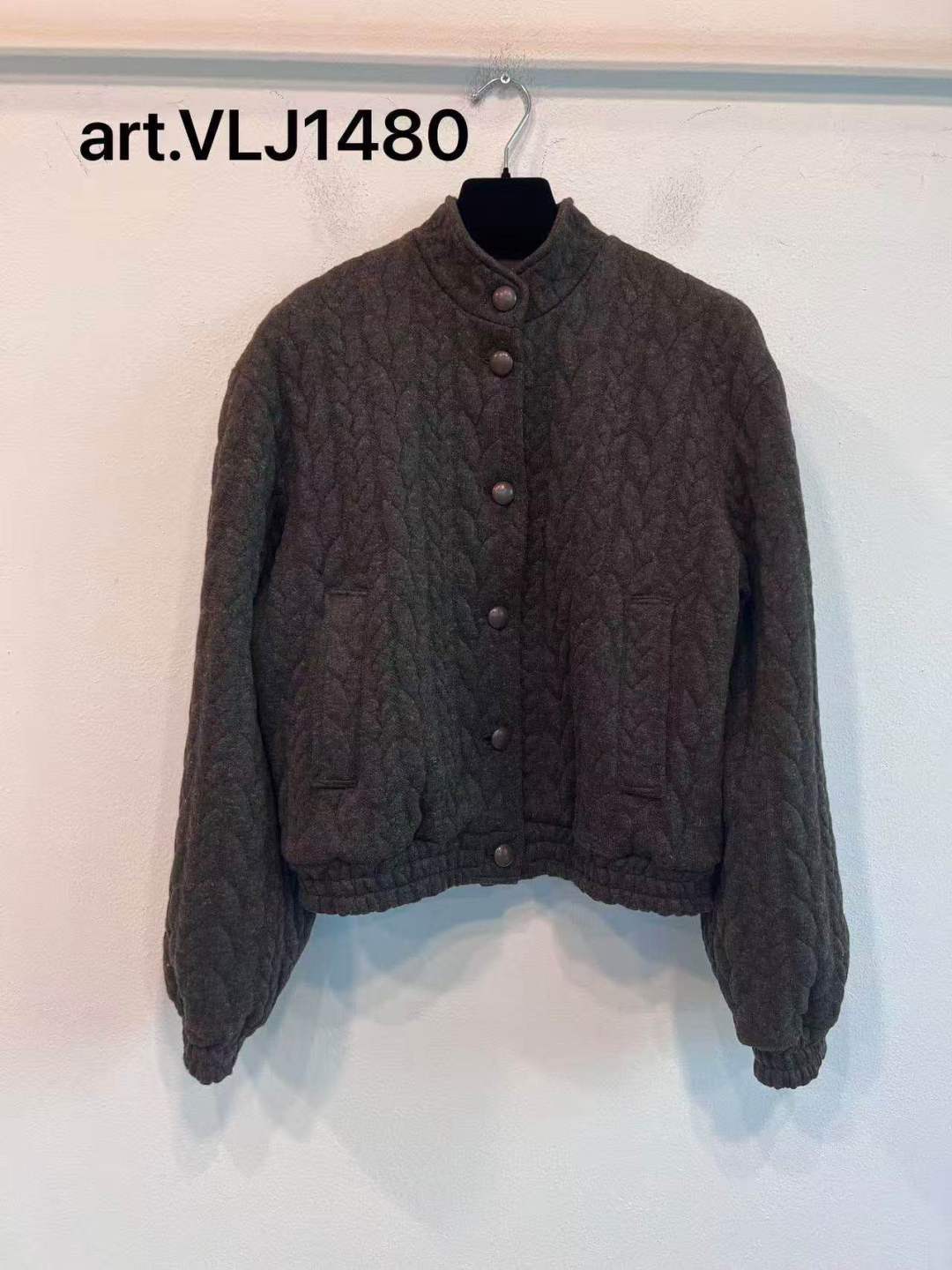 Gekürzte Stepp-Bomberjacke
