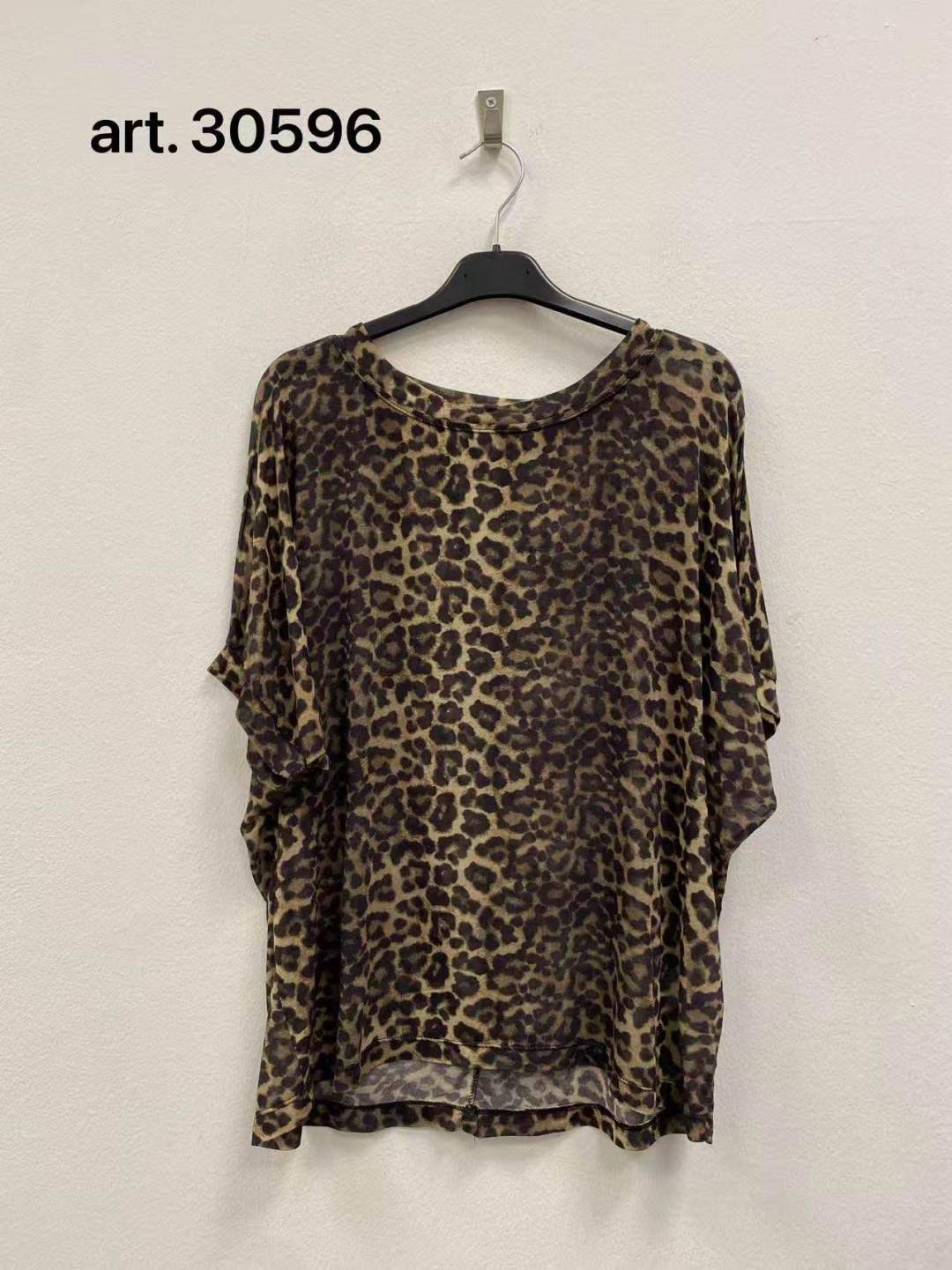 Lockeres T-Shirt mit Leopardenprint