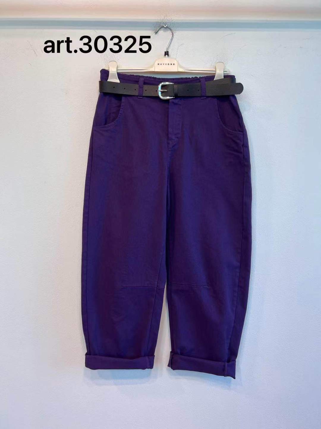 Hoch sitzende gerade Hose