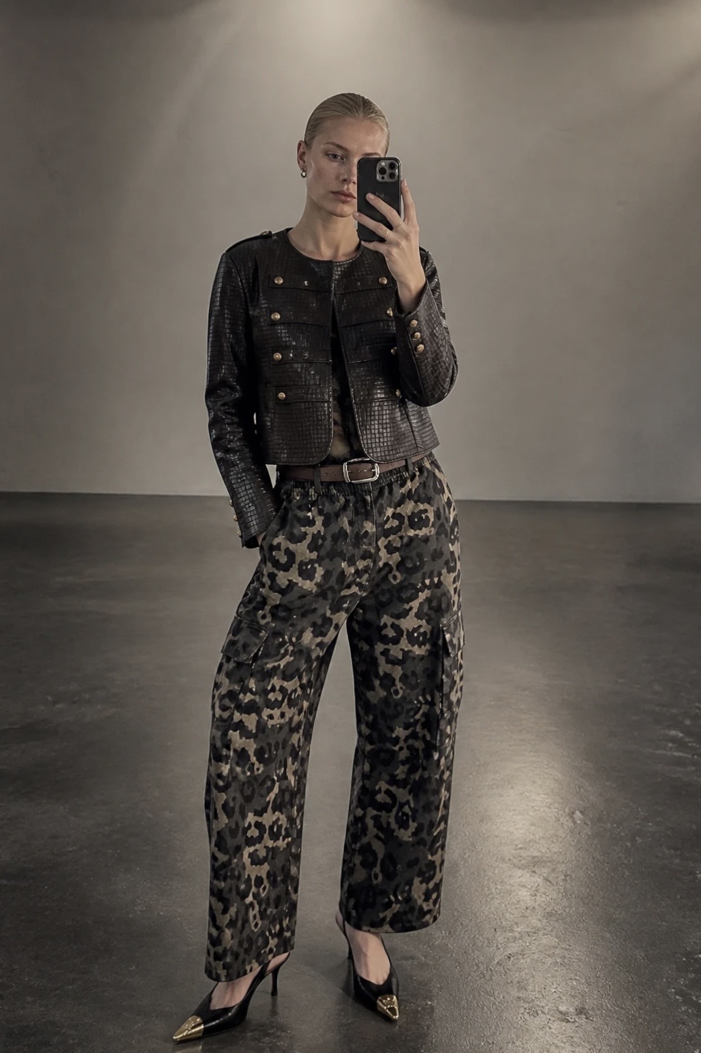 Cargo-Hose mit Leopardenmuster