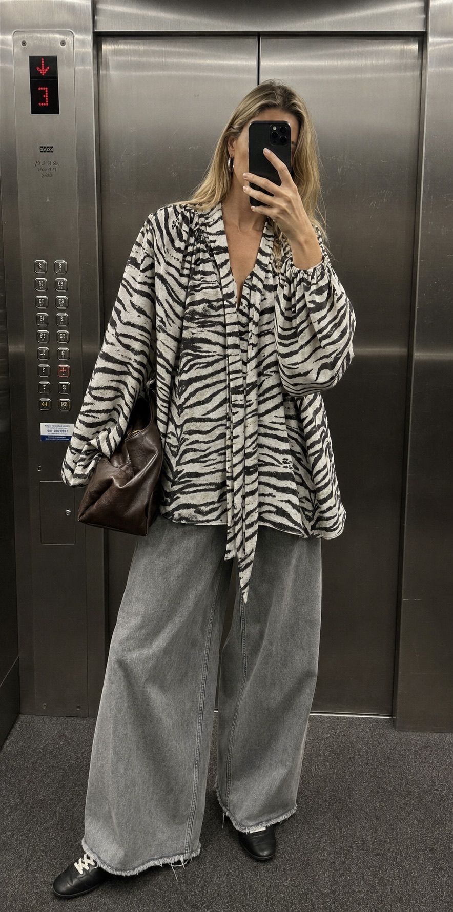 Oversize-Bluse mit Bindeband
