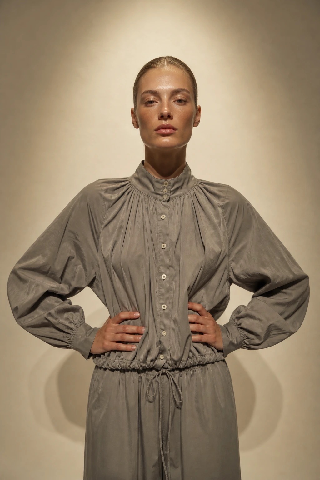 Oversized Bluse mit Bindetail