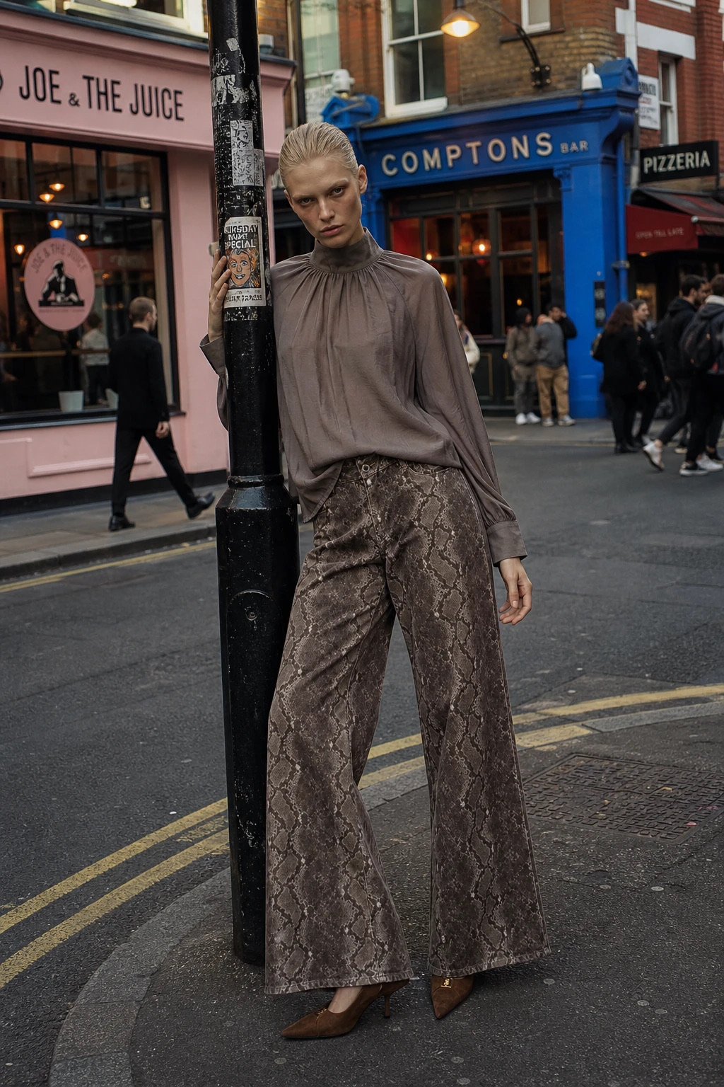 Oversize-Bluse mit weitem Ärmel