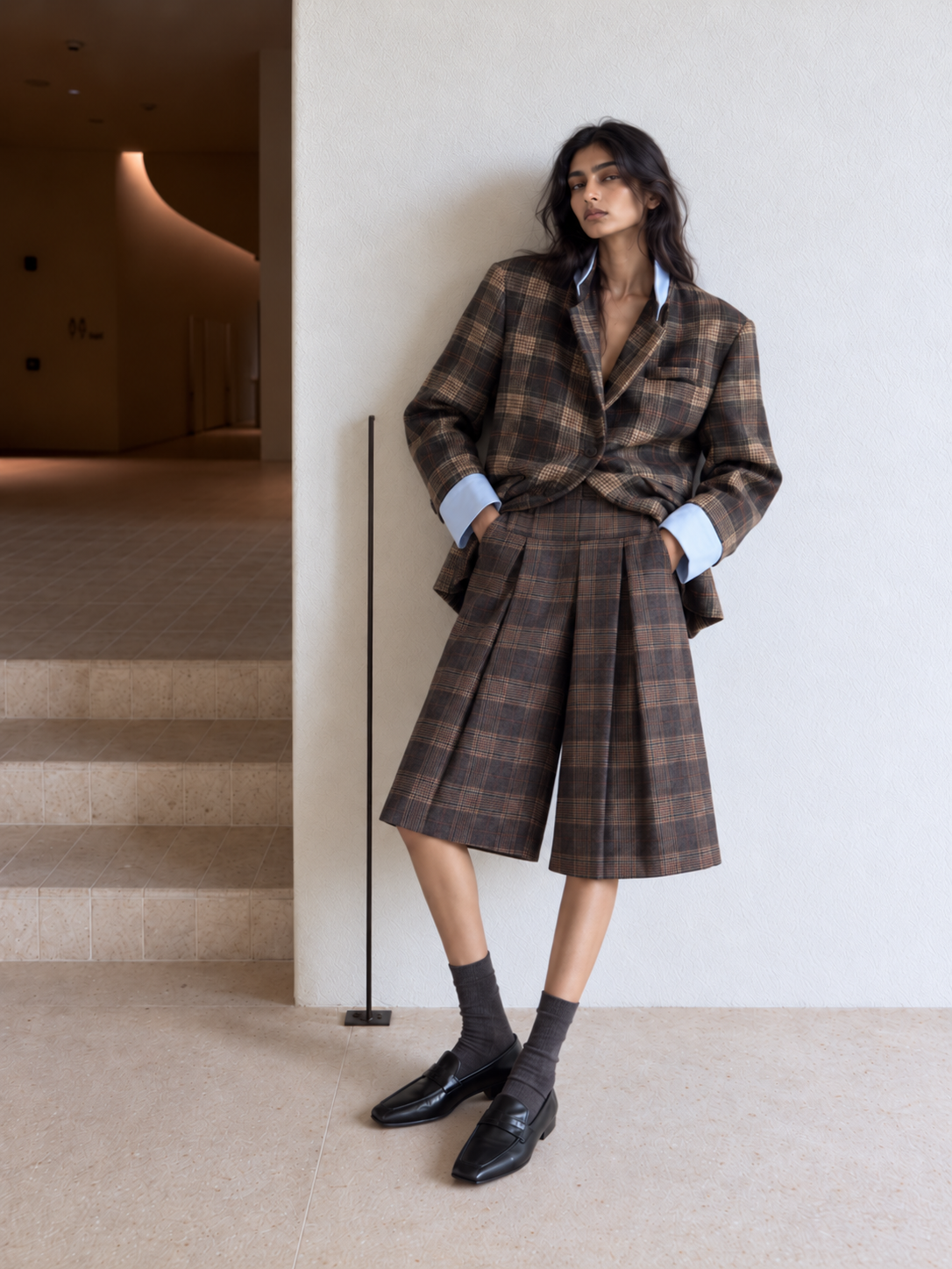Bermuda-Shorts mit Falten