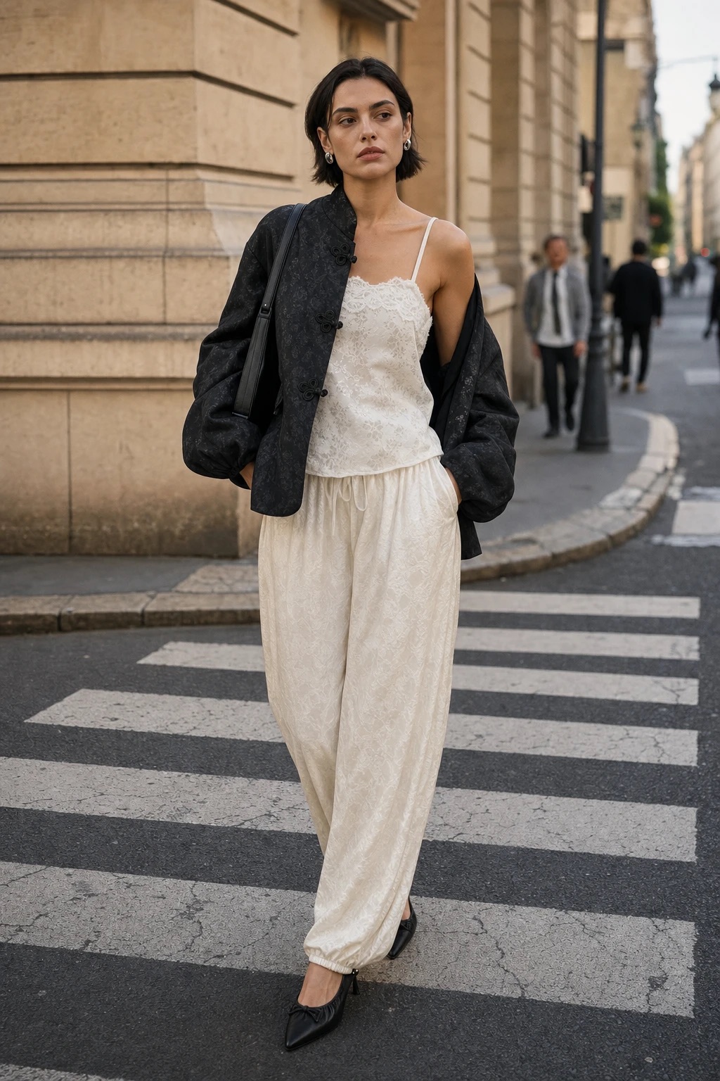 Figurbetontes Top im A‑Linien‑Schnitt