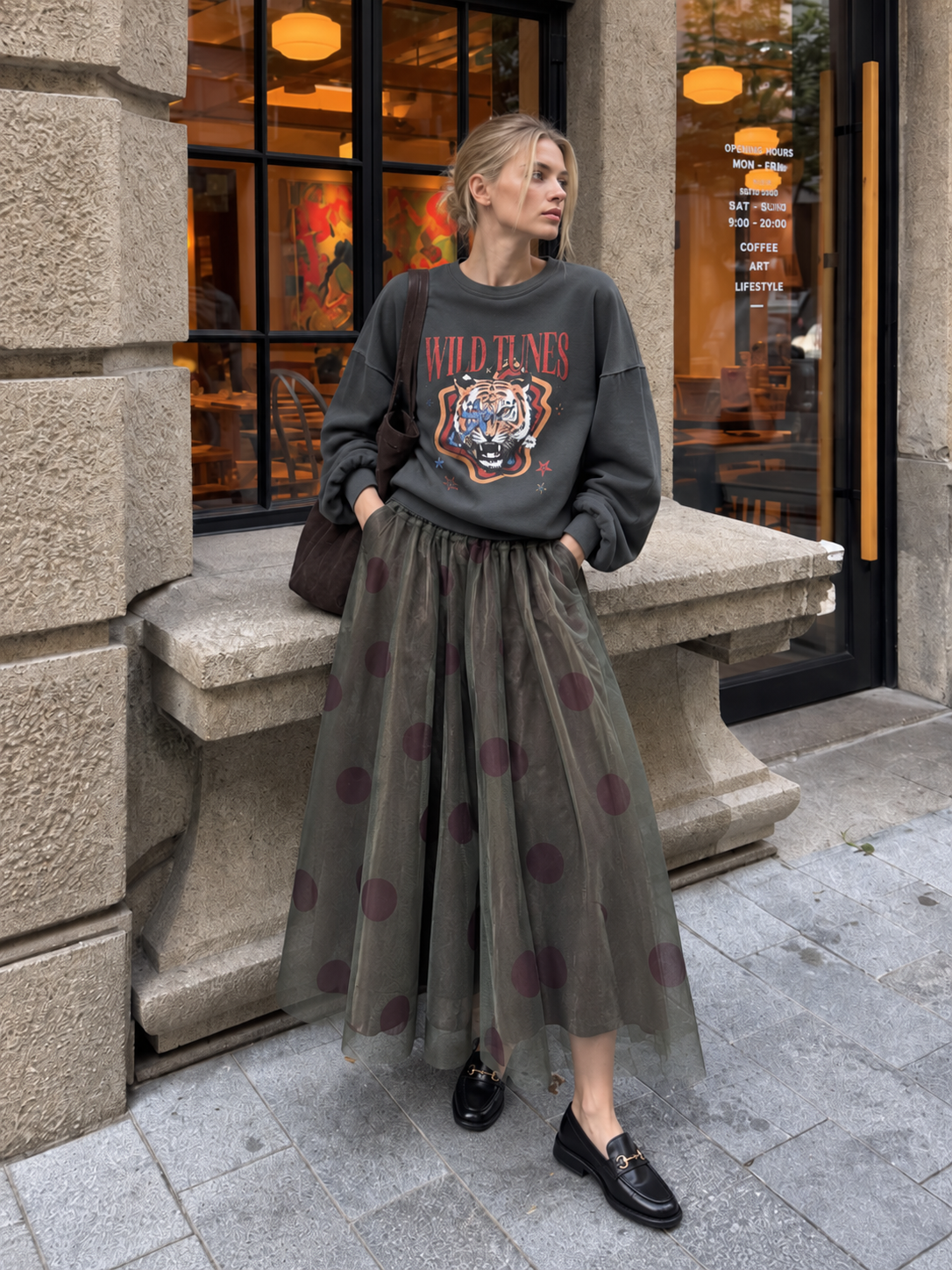 Oversize-Sweatshirt mit Nieten