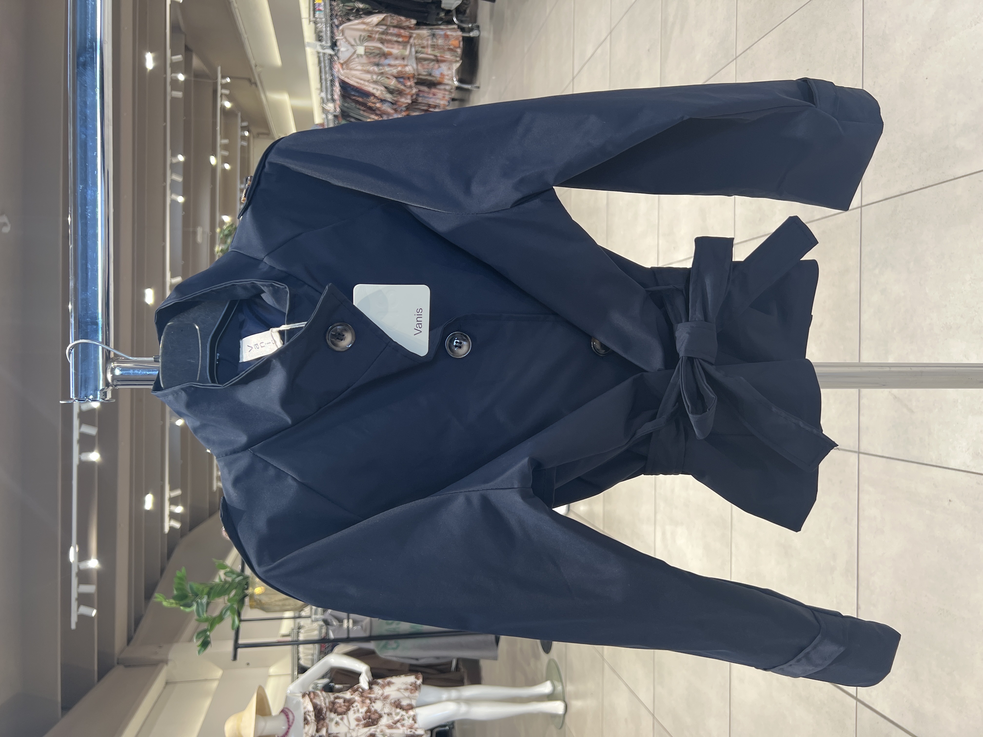 Taillierte Jacke mit Stehkragen