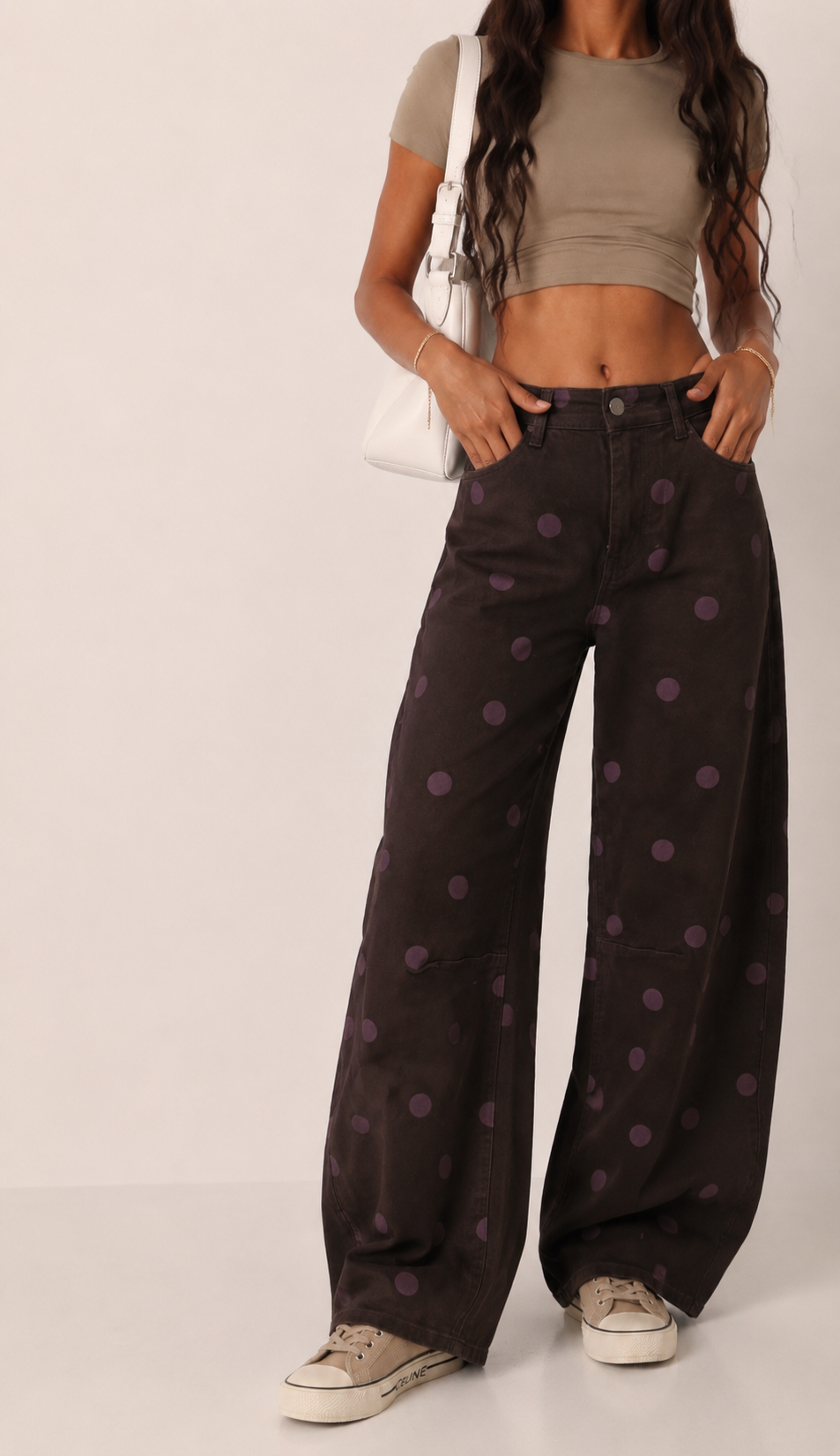Locker geschnittene Jeans mit weitem Bein
