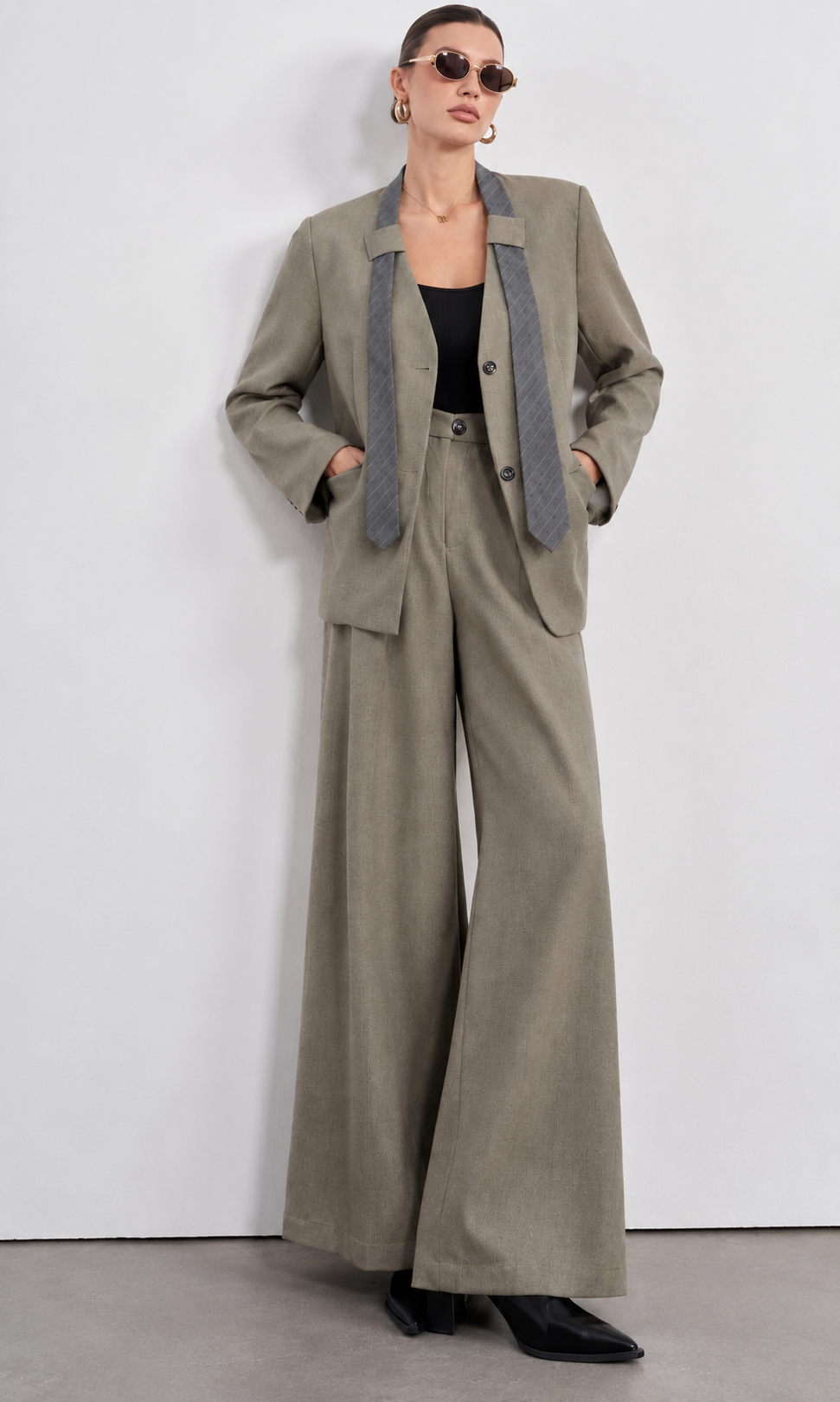 Wide-Leg Hose