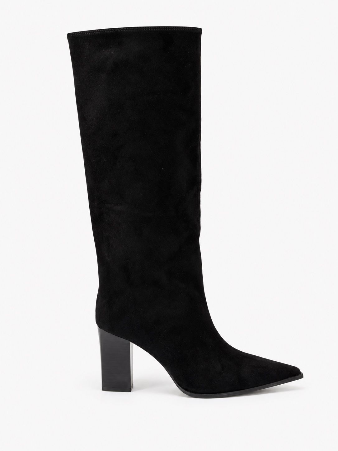 Kniehohe Stiefel mit spitzer Spitze