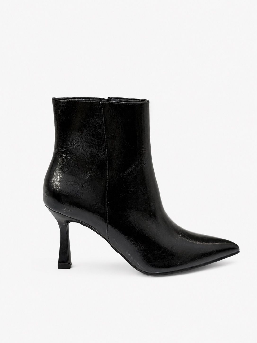 Spitze Stiefeletten mit Stiletto-Absatz
