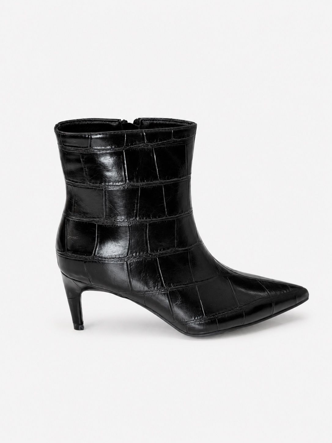 Spitze Leder-Stiefeletten
