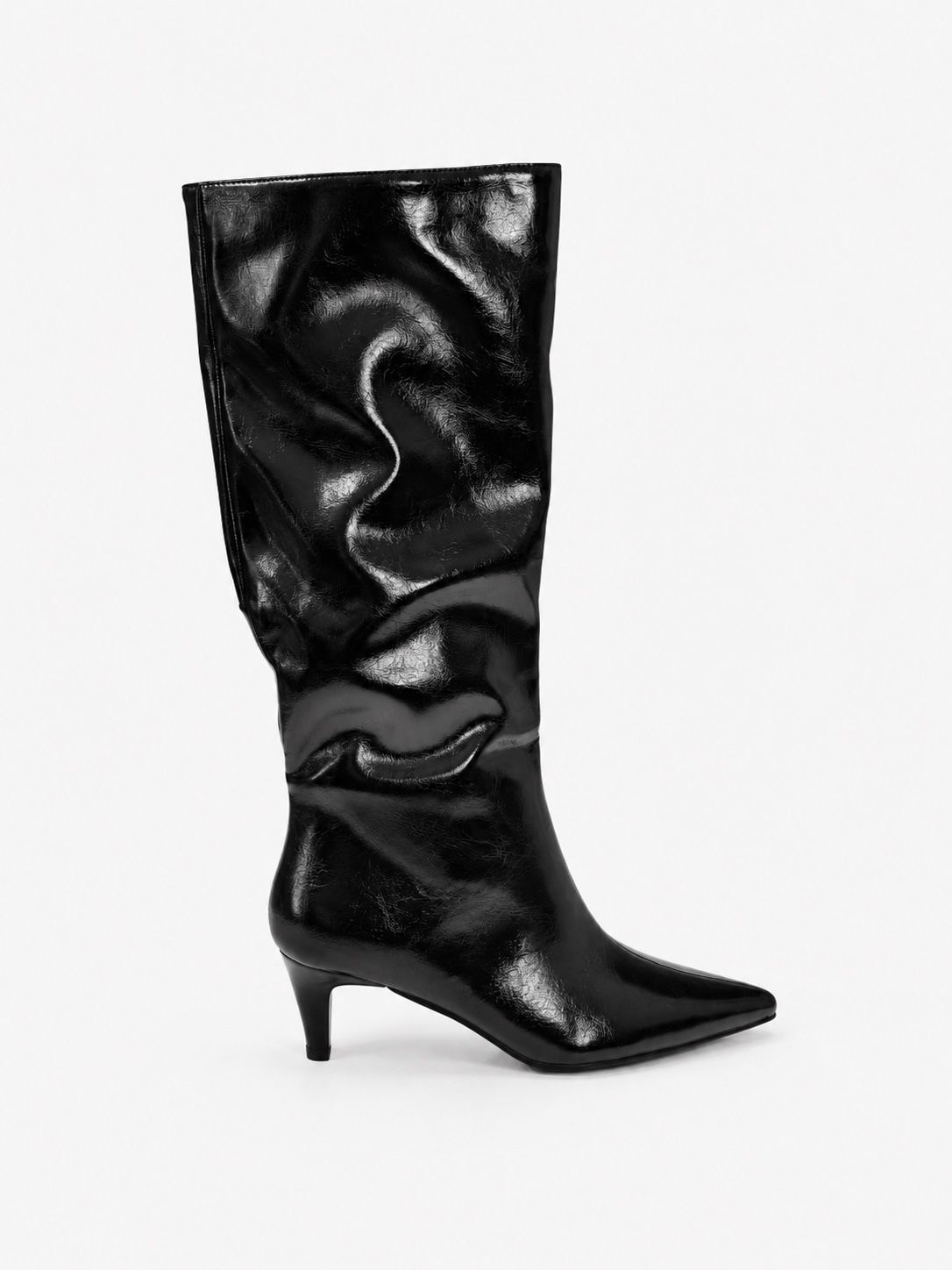 Spitze Stiefel mit Glanz