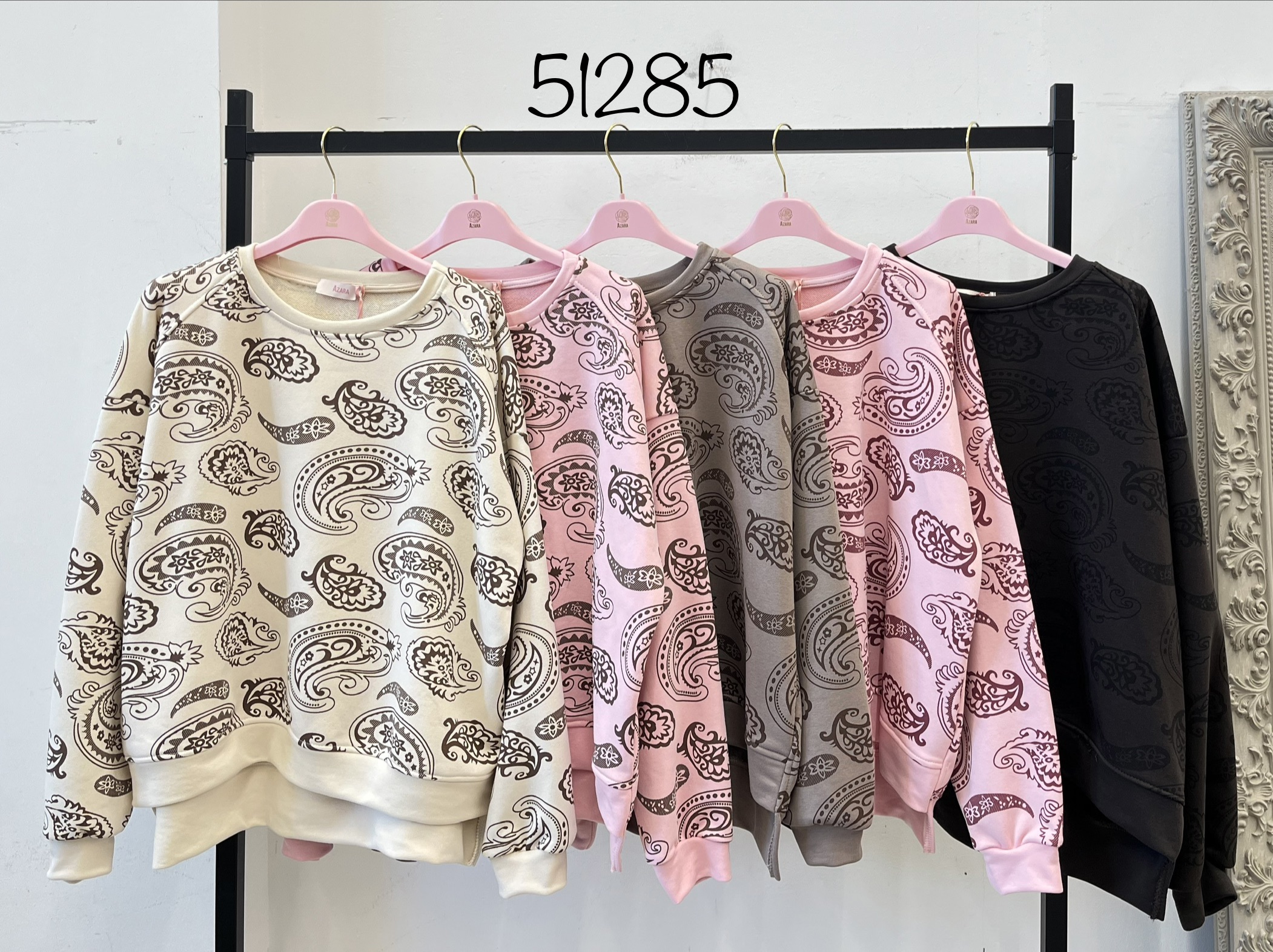 Lockeres Sweatshirt mit Paisley
