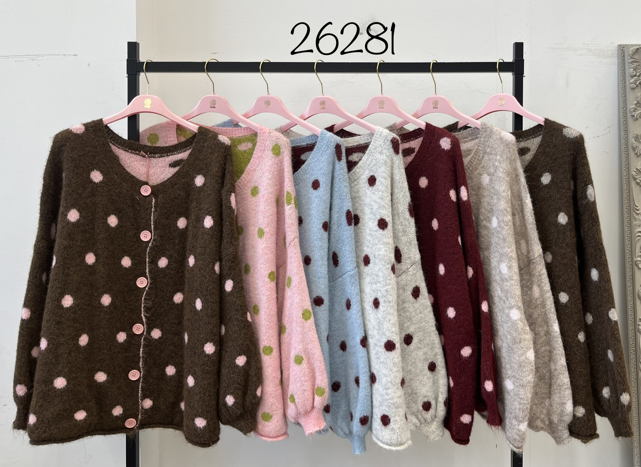 Schlichter Cardigan mit Pünktchen