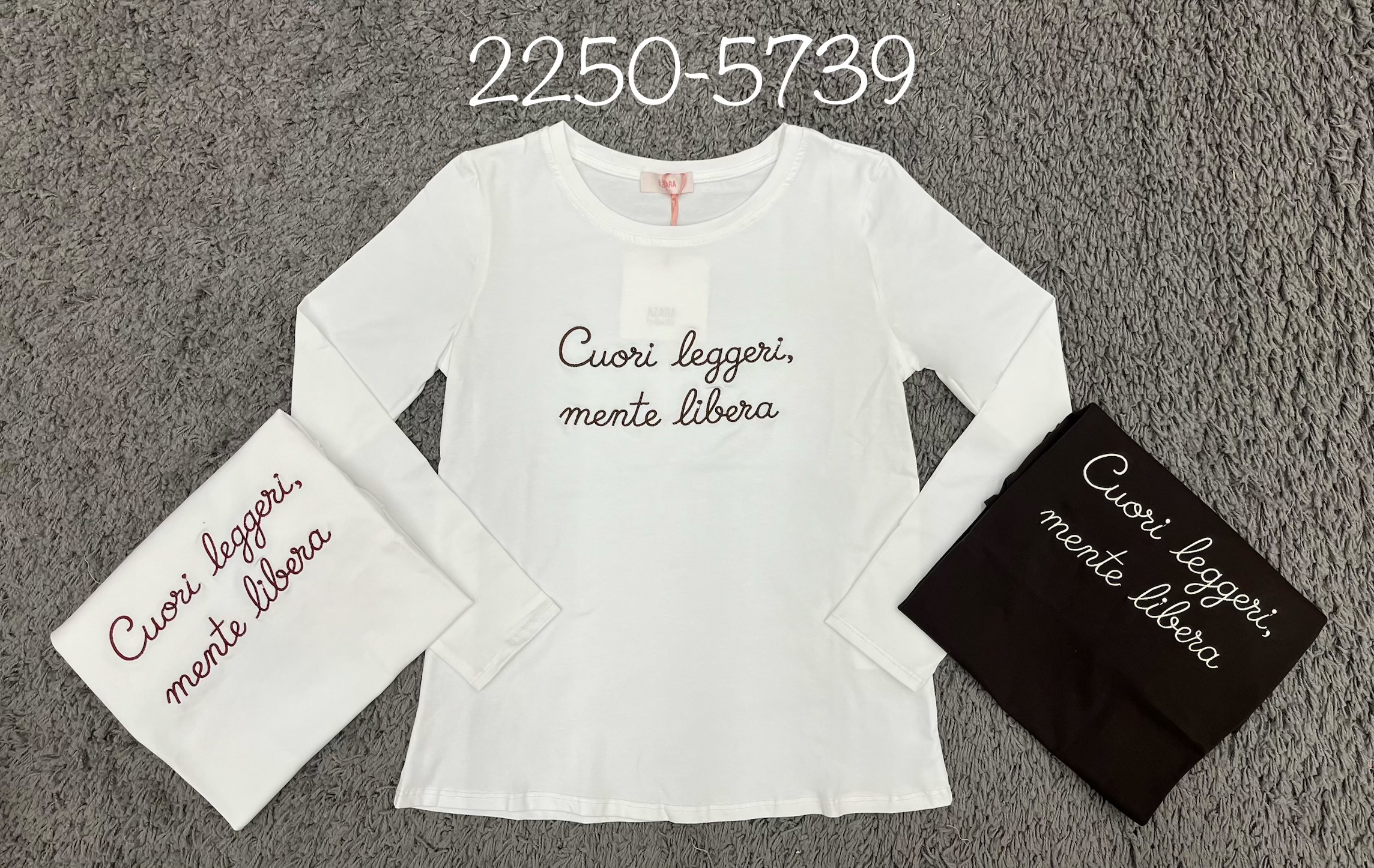Langes T‑Shirt mit Stickerei