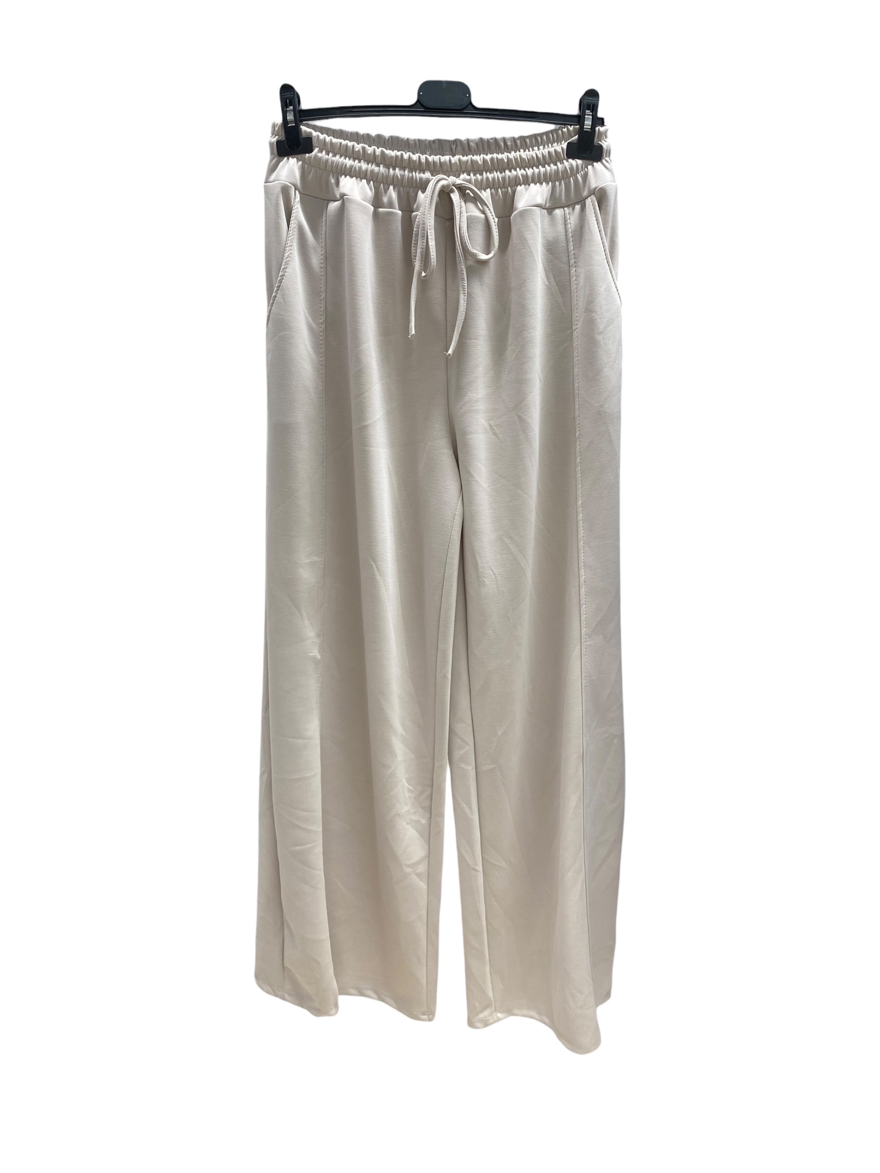 Weite Hose mit Kordelzug