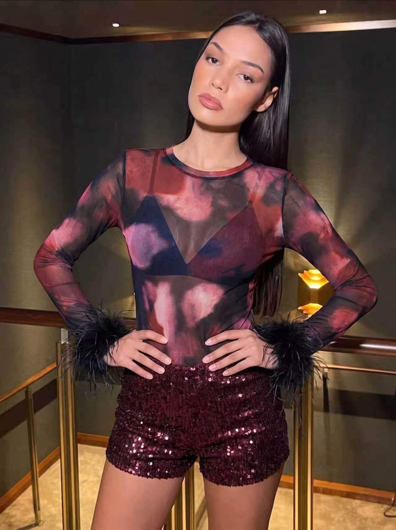Figurnaher Mesh-Top