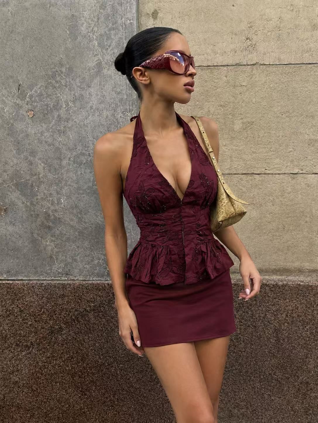 Halter-Top mit Baskinka
