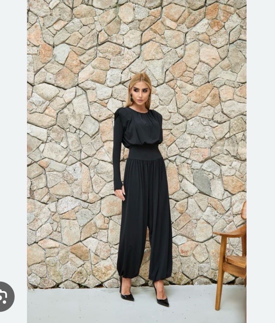 Jumpsuit mit weitem Bein und Taillenraffung