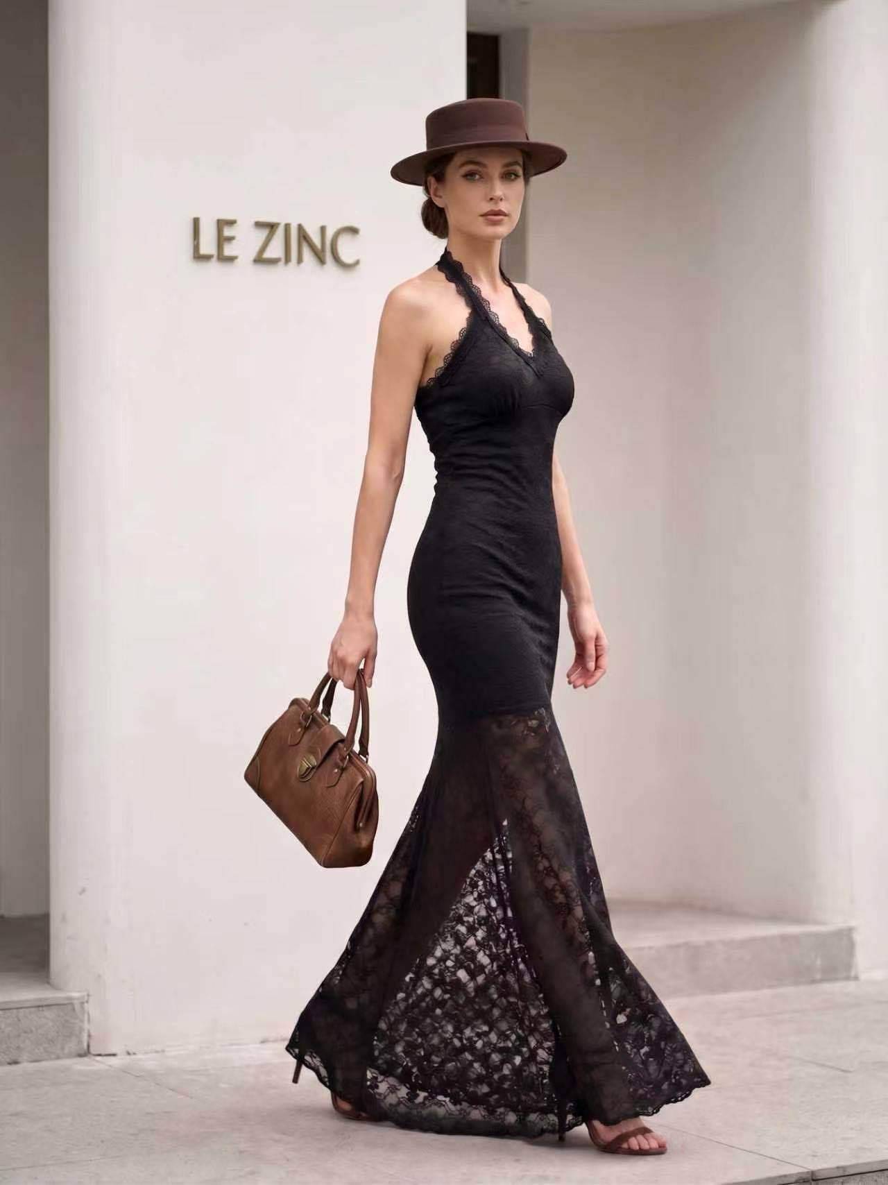 Meerjungfrauen-Kleid mit Halter-Ausschnitt