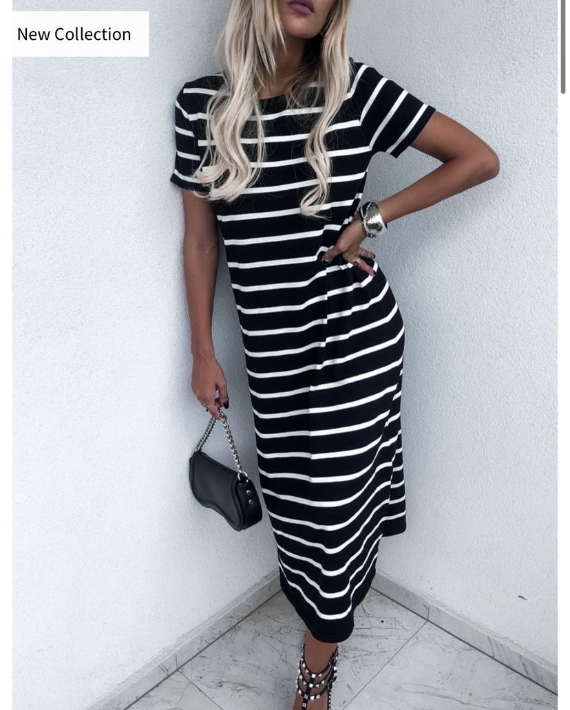Maxi-Kleid mit Streifen – gerader Schnitt