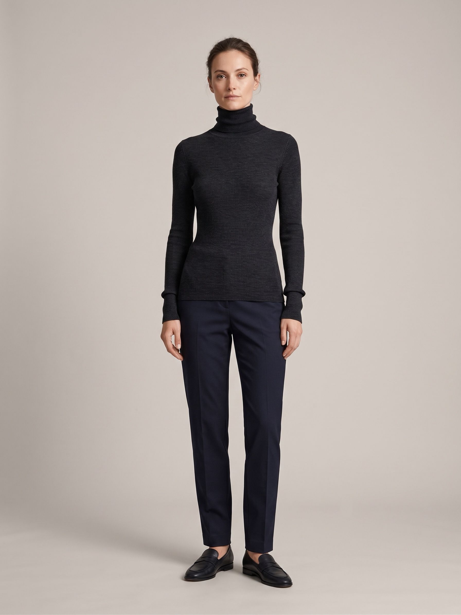 Figurbetonter Rollkragenpullover
