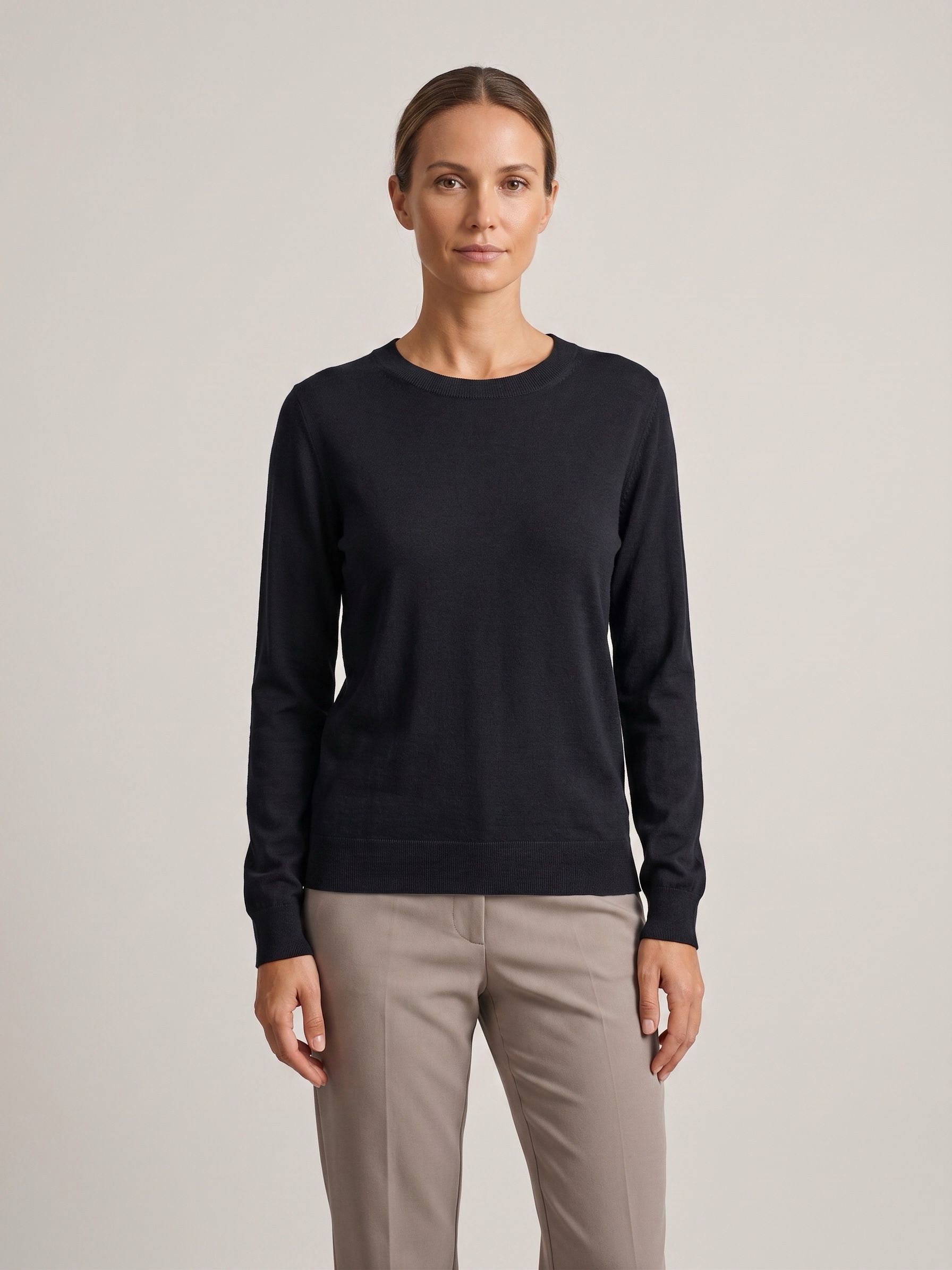 Klassischer Pullover mit Rundhalsausschnitt