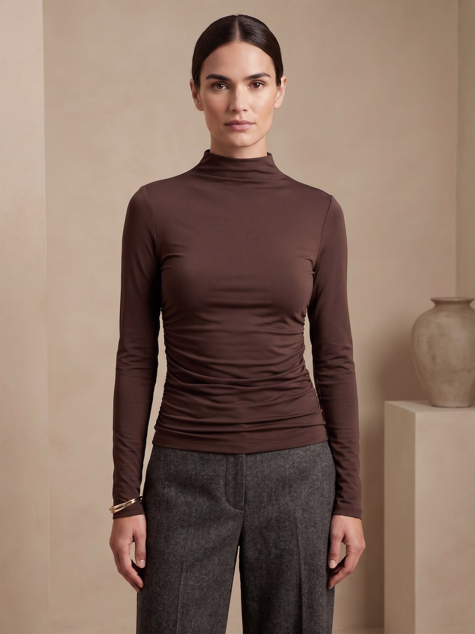Figurbetontes Shirt mit Stehkragen