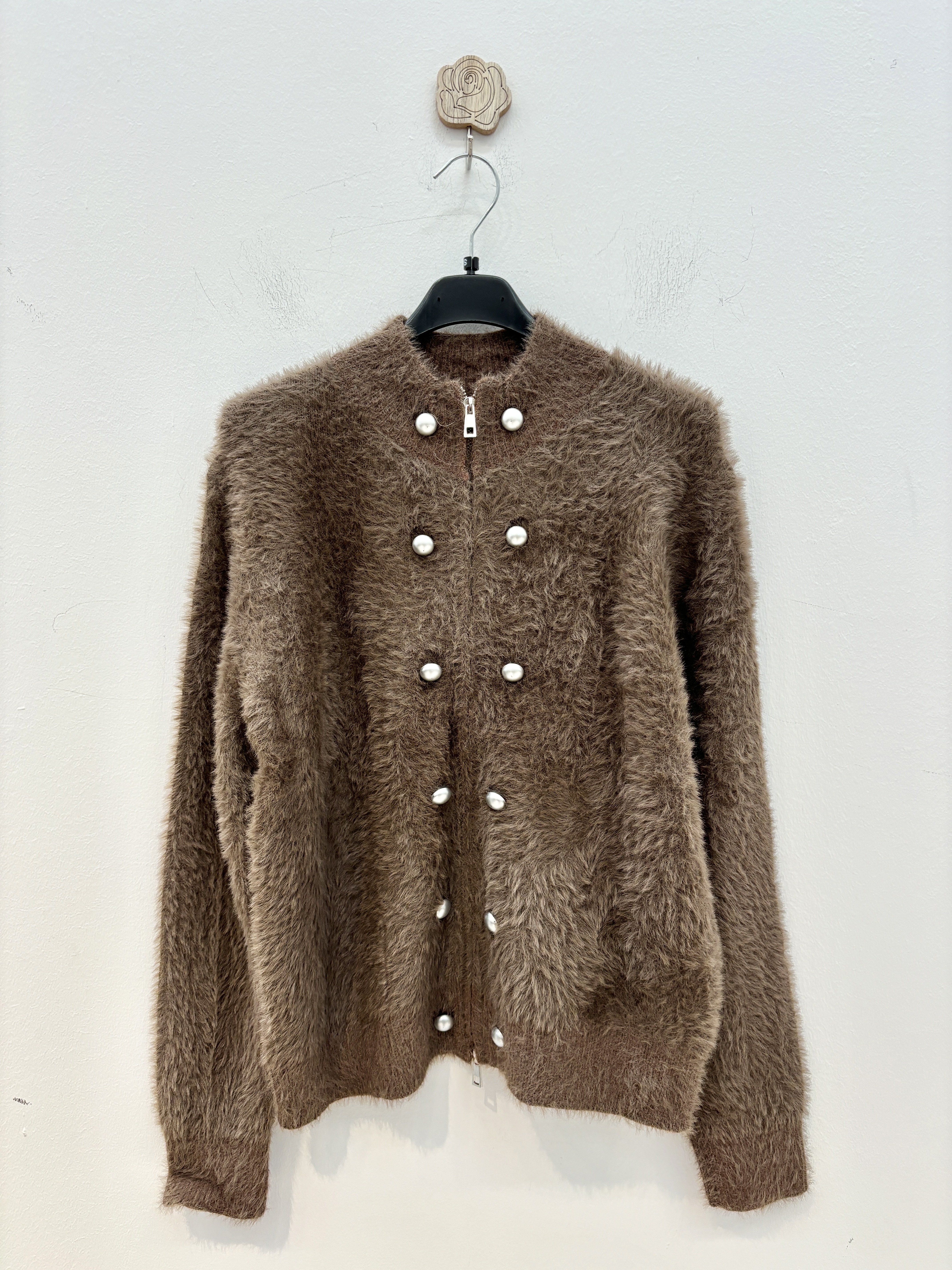 Cardigan mit Reißverschluss und Zierknöpfen