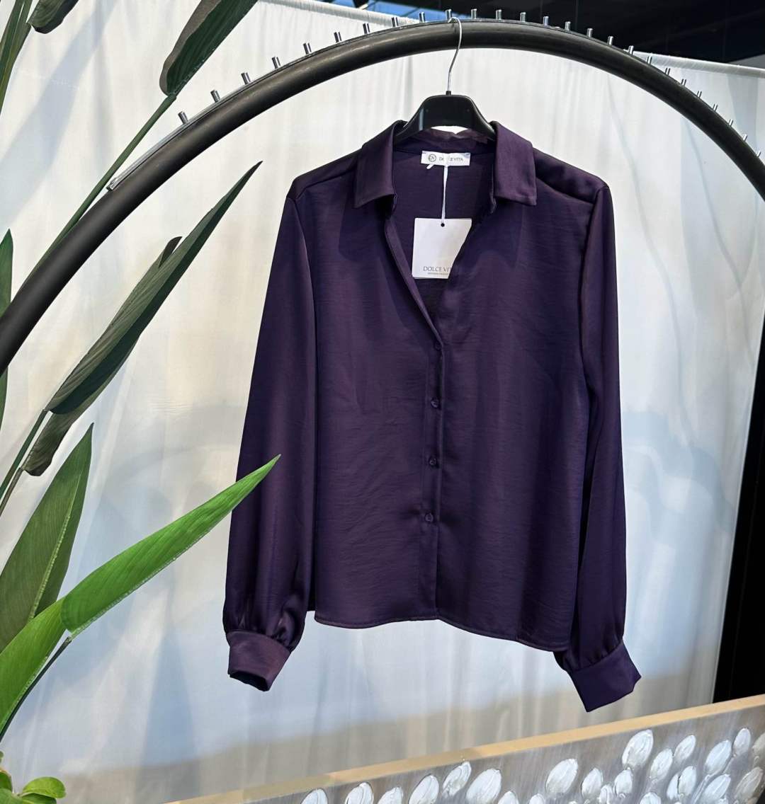 Satinbluse mit Kragen