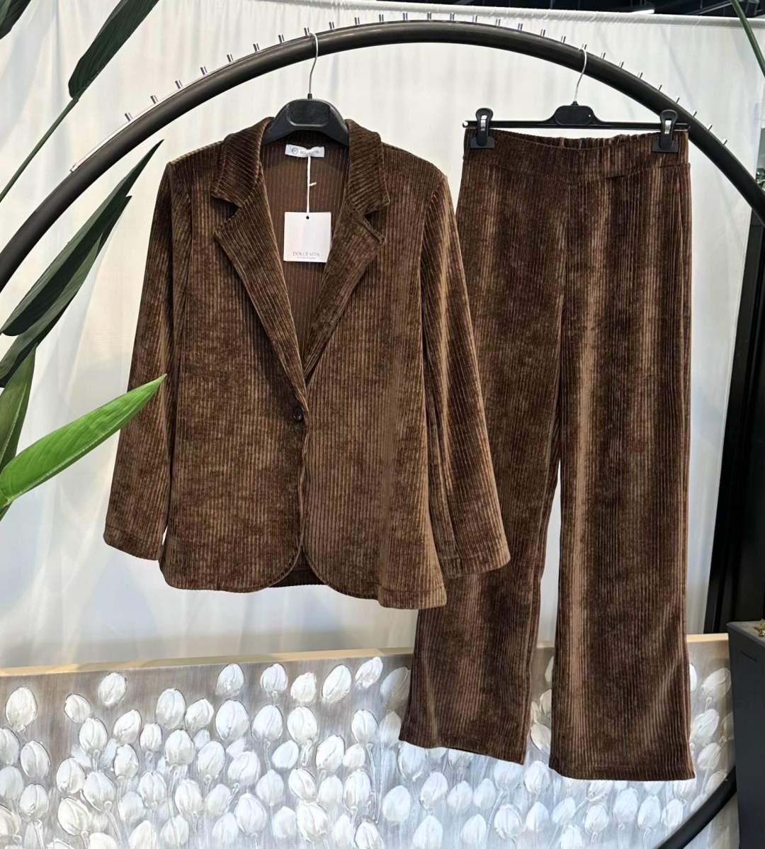 Taillierte Jacke bis zur Hüfte